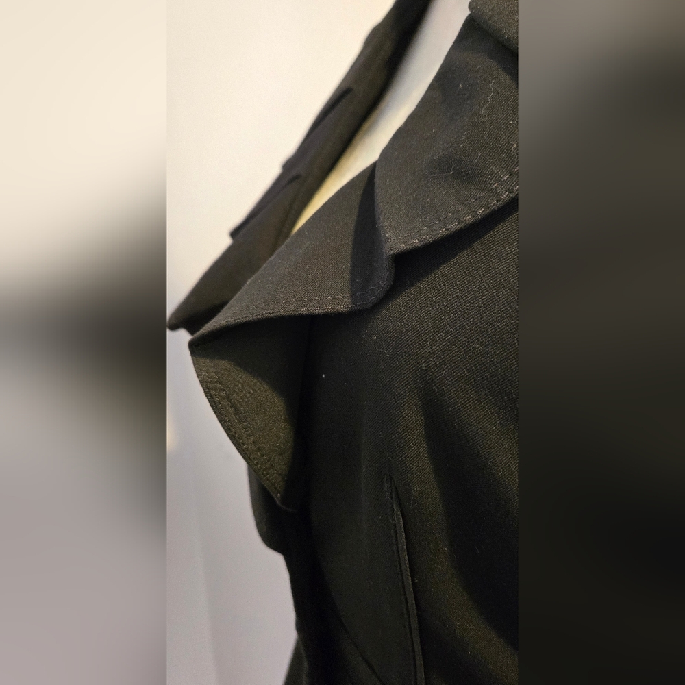 WHBM peplum short jacket ruffled collar twist on a classic sz 0 - Picture 4 of 13